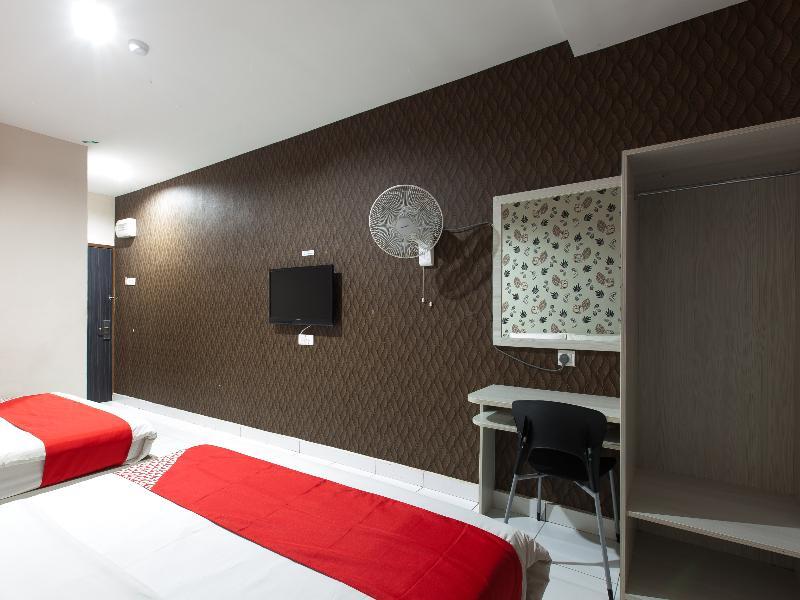 Super Oyo 1163 Hotel Pulai Ipoh Exteriör bild